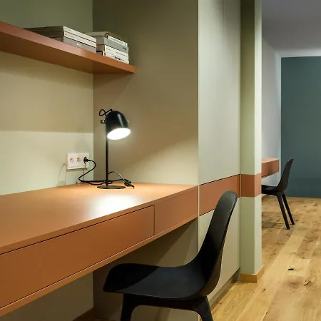 Tyzenhauz ヴィラ *