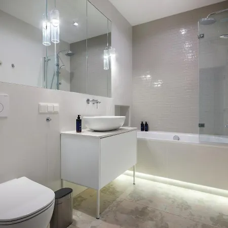 Tyzenhauz ヴィラ *