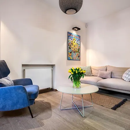 ヴィラ Tyzenhauz *