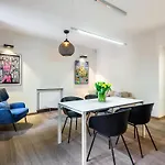 Tyzenhauz Вилла
