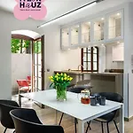 Tyzenhauz *
