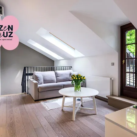 Tyzenhauz *